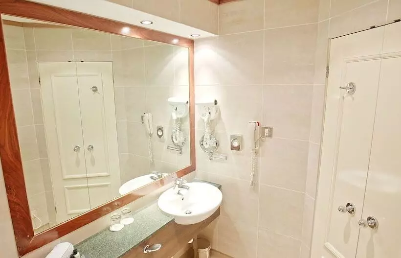 Hotel Harbour Heights