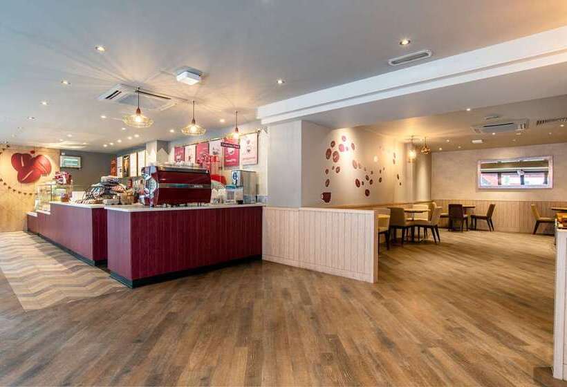 فندق Hilton London Olympia