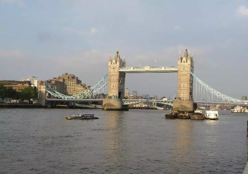 호텔 Holiday Inn London Wembley