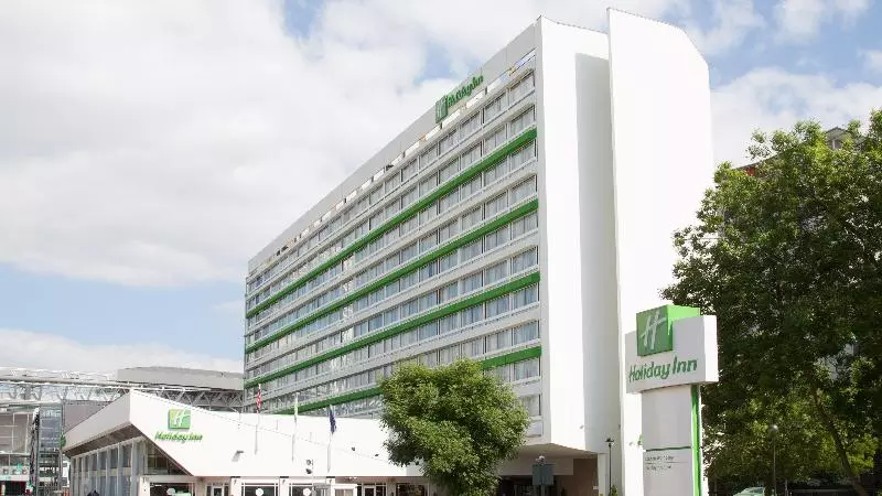 호텔 Holiday Inn London Wembley