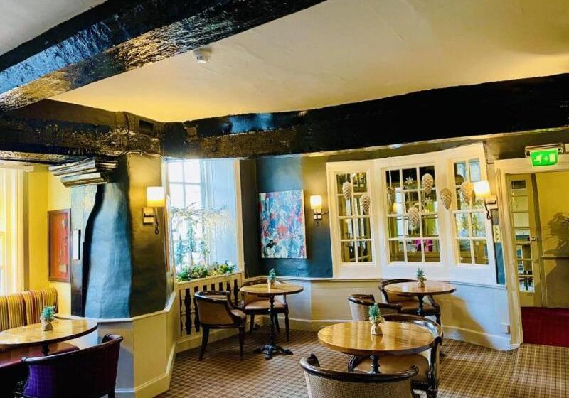 호텔 Macdonald Bear