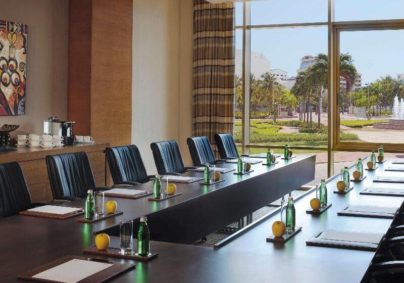 Mövenpick Ambassador Hotel Accra