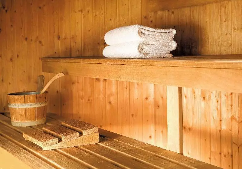 Mövenpick Ambassador Hotel Accra