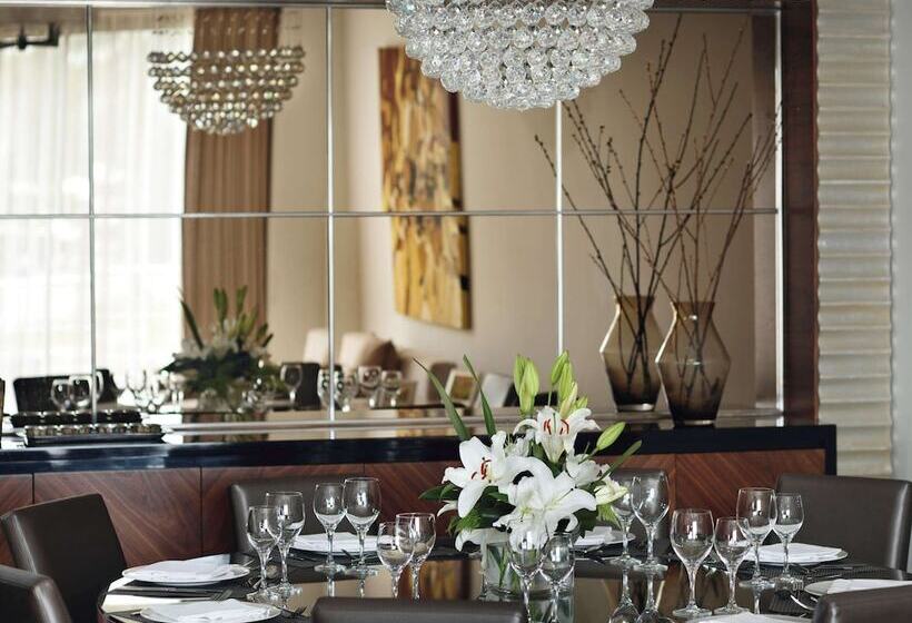 Mövenpick Ambassador Hotel Accra