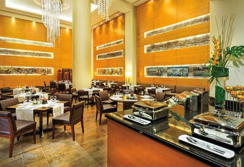 Mövenpick Ambassador Hotel Accra