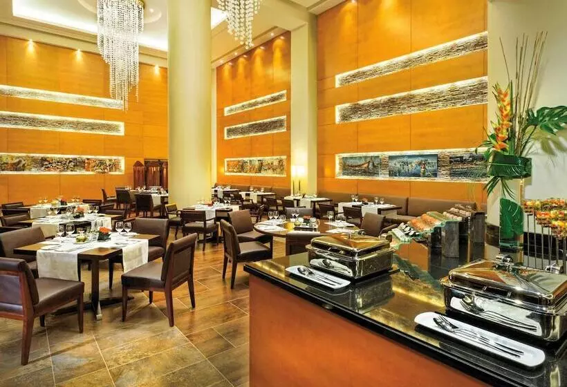 Mövenpick Ambassador Hotel Accra