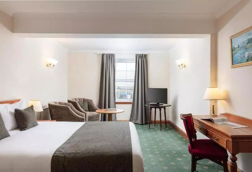 Hotel North West Castle