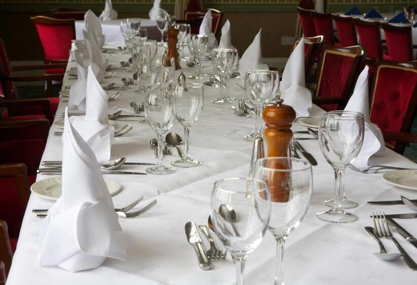 فندق North West Castle