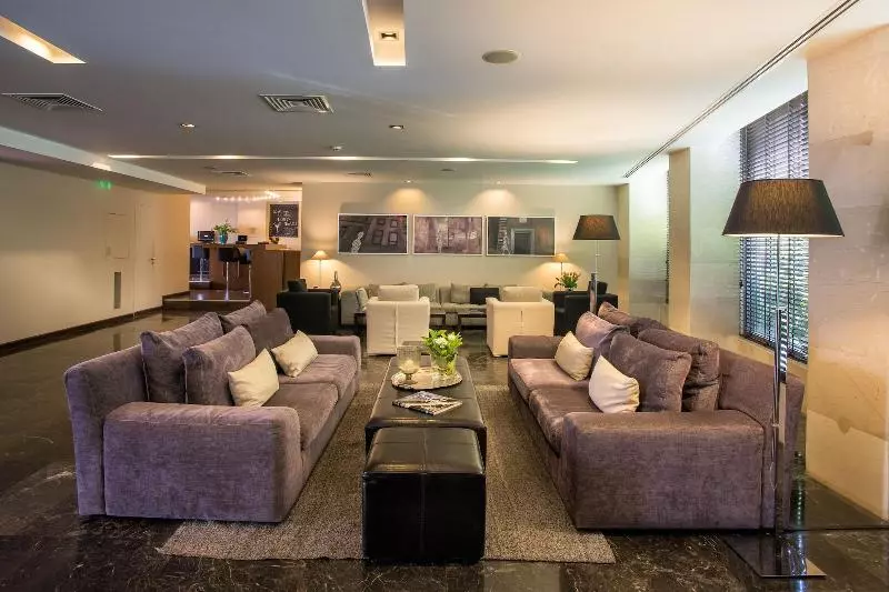 Отель The Athens Gate