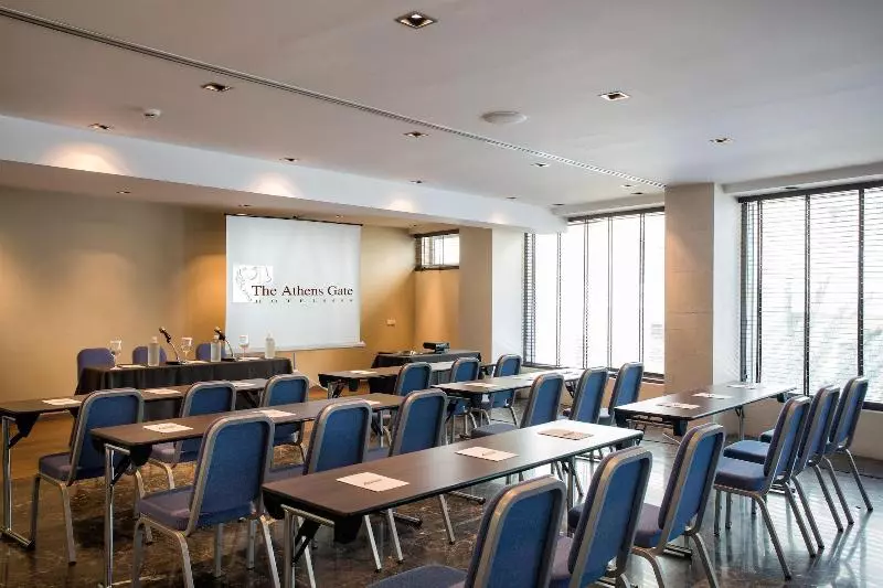 Отель The Athens Gate