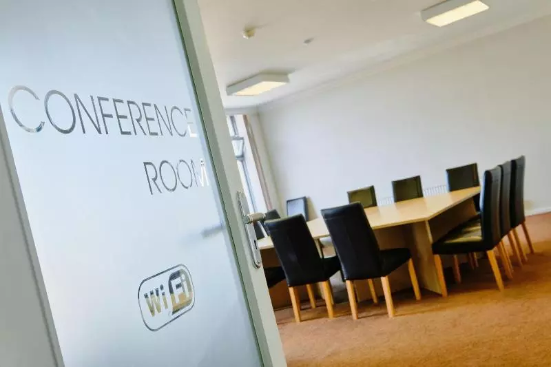 Отель The Kilbirnie