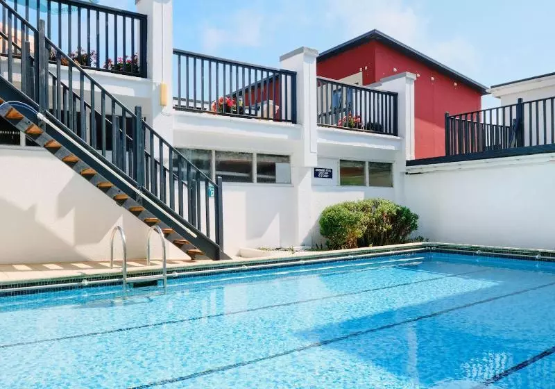 Отель The Kilbirnie