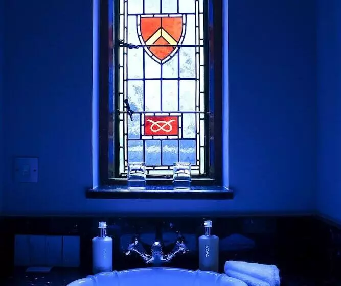 فندق Thornbury Castle   A Relais & Chateaux