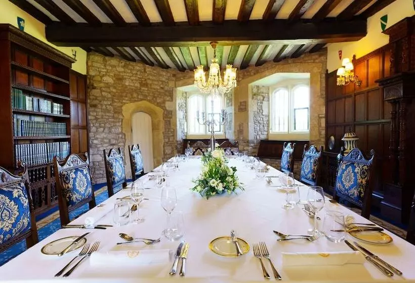 فندق Thornbury Castle   A Relais & Chateaux
