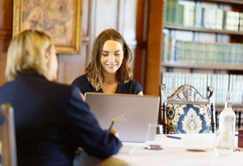 فندق Thornbury Castle   A Relais & Chateaux