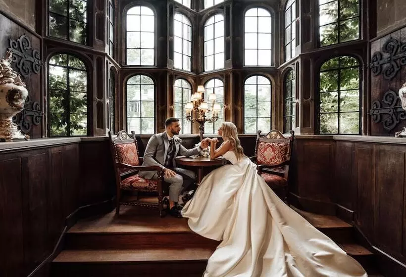 فندق Thornbury Castle   A Relais & Chateaux