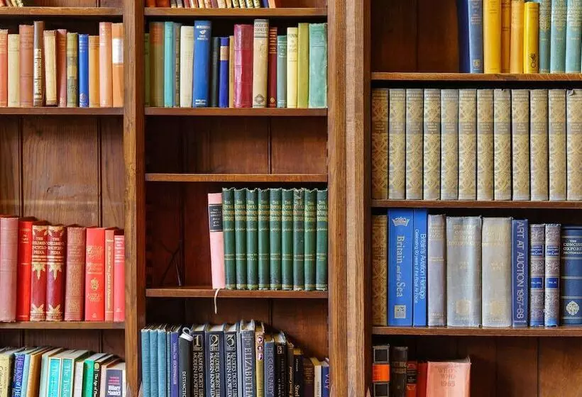 فندق Thornbury Castle   A Relais & Chateaux