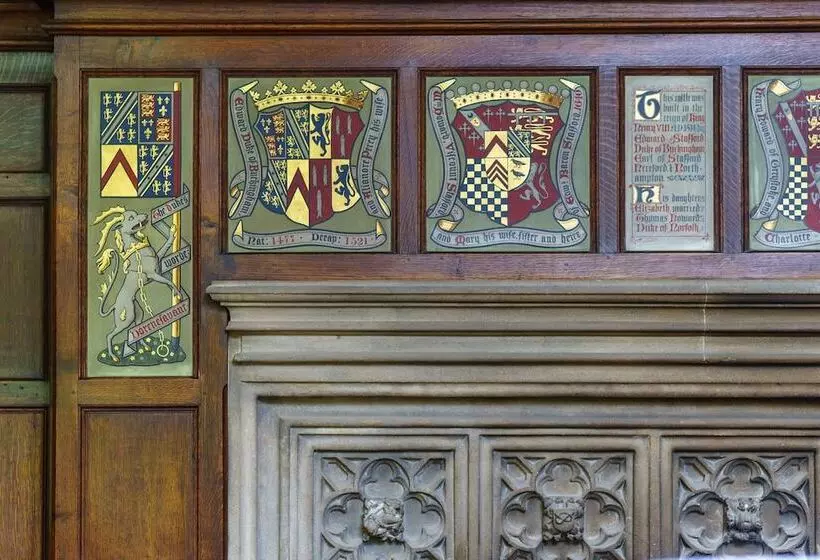 فندق Thornbury Castle   A Relais & Chateaux