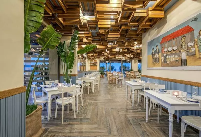 בית מלון כפרי Amada Colossos Resort