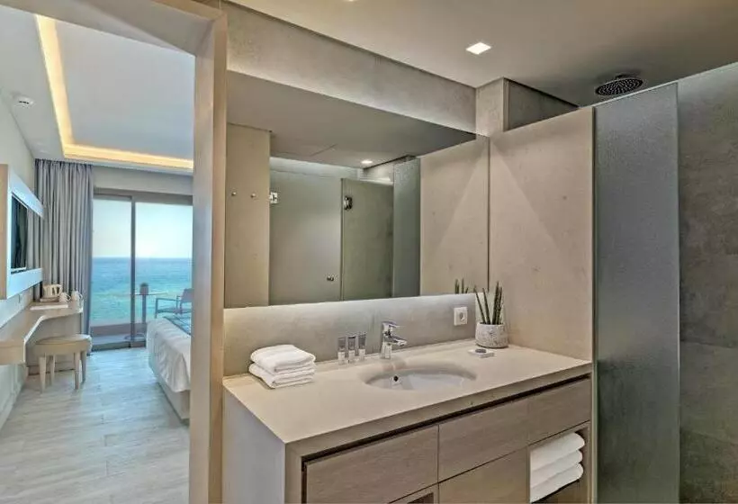 בית מלון כפרי Amada Colossos Resort