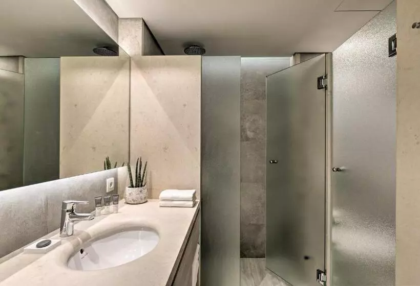 בית מלון כפרי Amada Colossos Resort