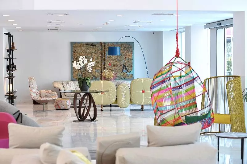 Hotel Athenaeum Grand