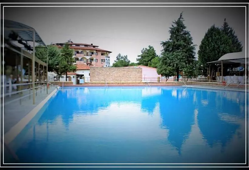 فندق Arxhontiko Chris & Eve