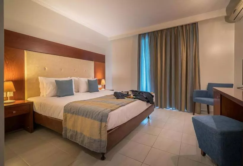 Отель Galaxy Beach Resort Bw Premier Collection