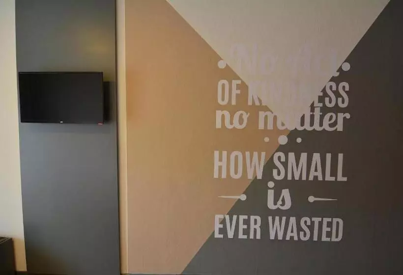 בית מלון כפרי King Alexander