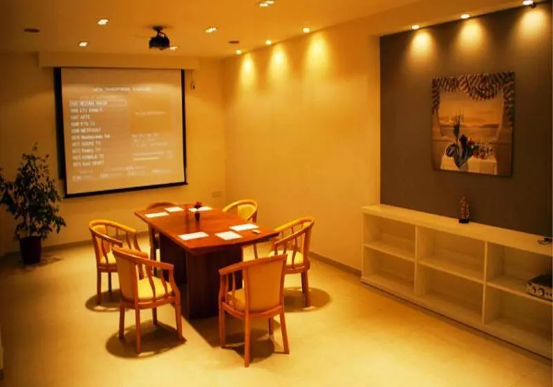 Matala Bay Hotel & Apartments