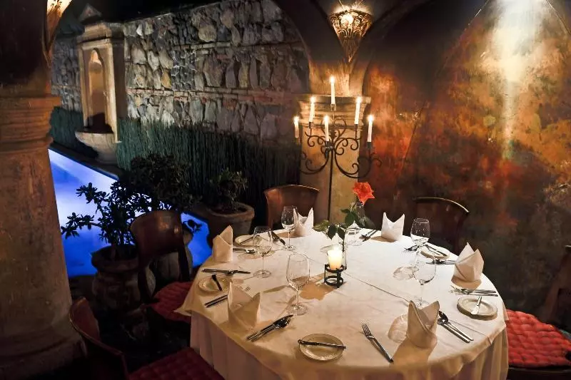 هتل Meson Panza Verde