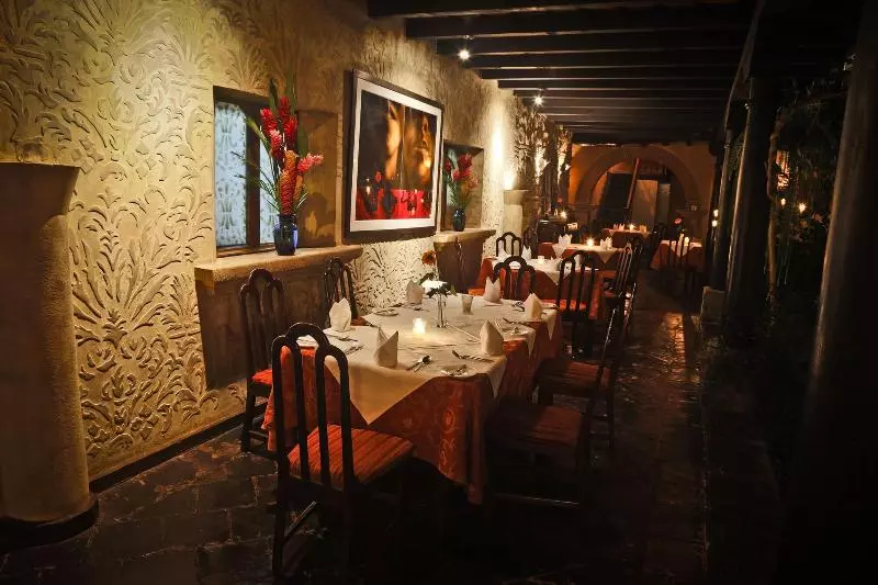 هتل Meson Panza Verde