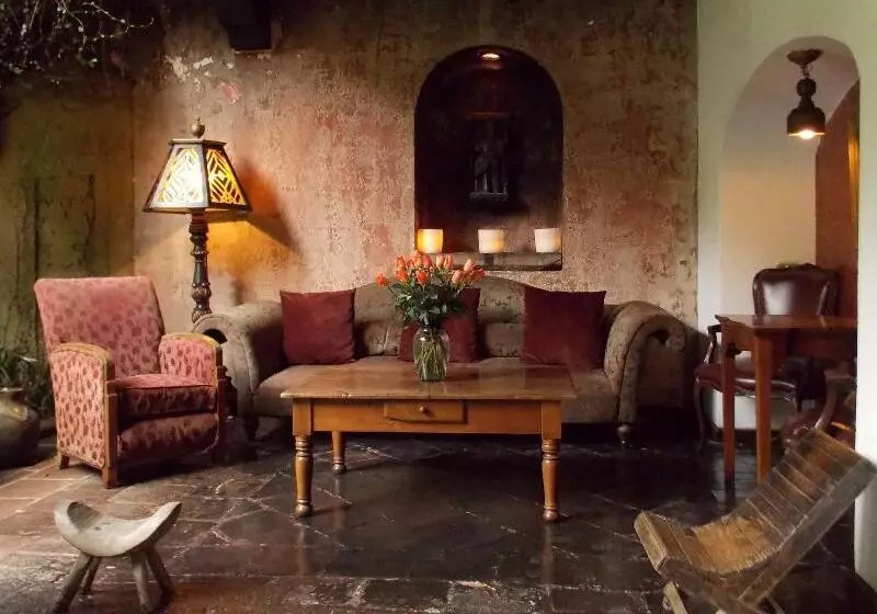 هتل Meson Panza Verde