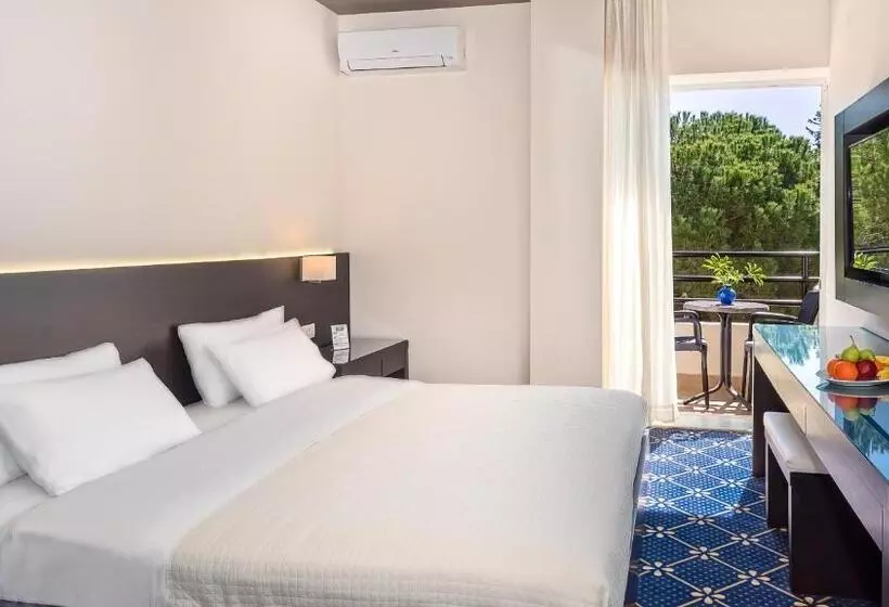 בית מלון כפרי Monte Vardia