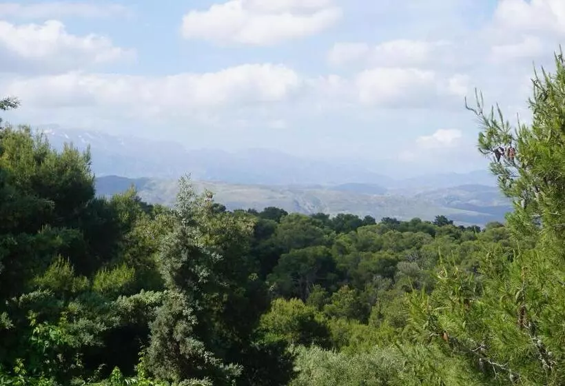 בית מלון כפרי Monte Vardia