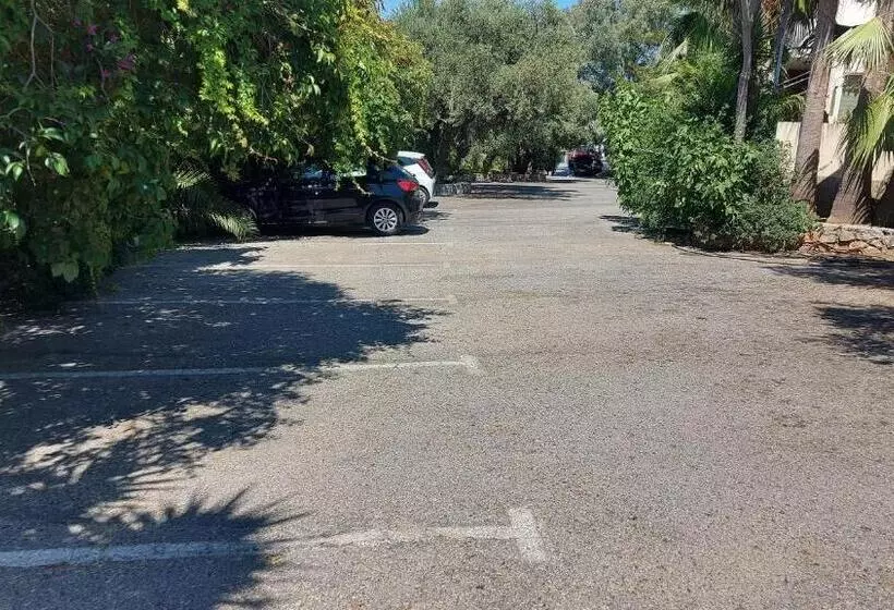 בית מלון כפרי Monte Vardia