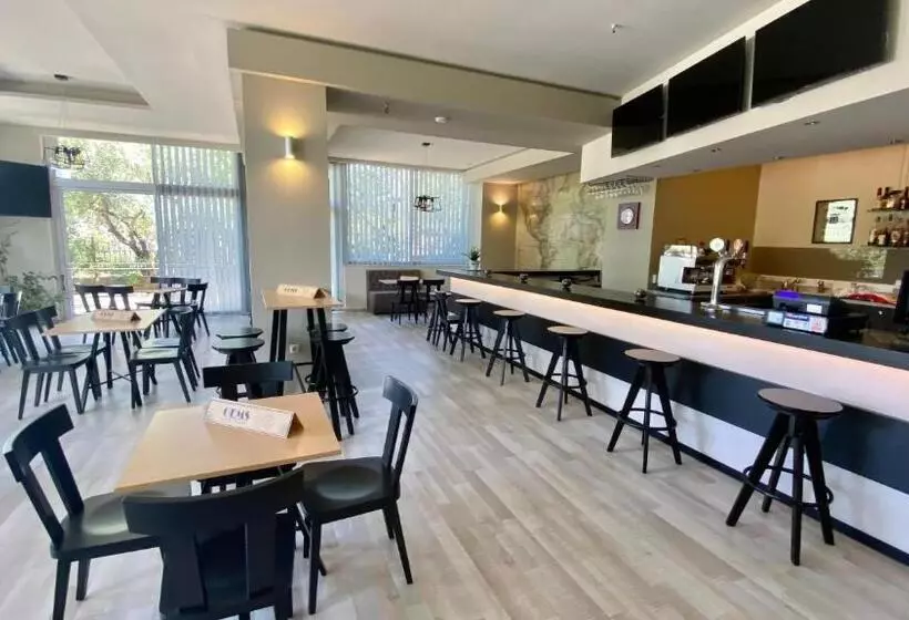 בית מלון כפרי Monte Vardia