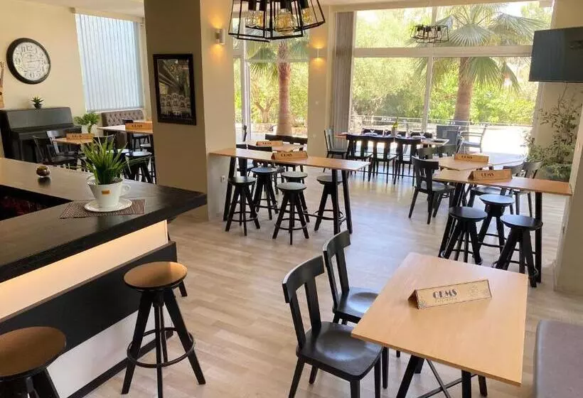 בית מלון כפרי Monte Vardia