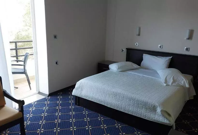 בית מלון כפרי Monte Vardia