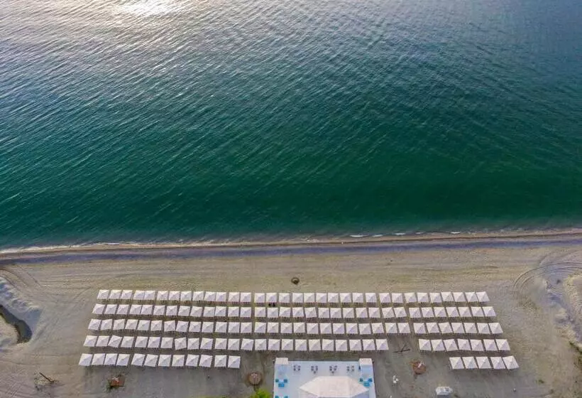 호텔 Olympian Bay Grand Resort