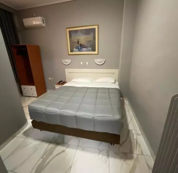 Hotel Piraeus Acropole