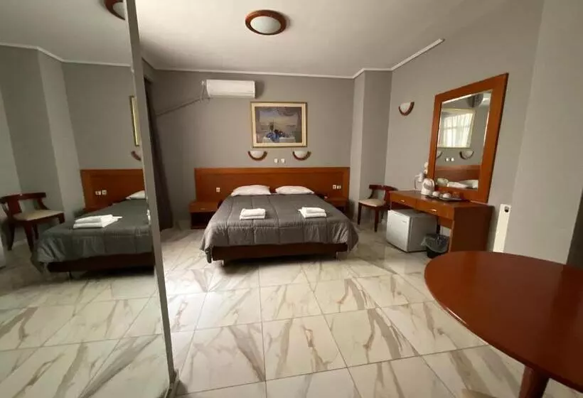 Hotel Piraeus Acropole