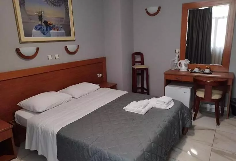 Hotel Piraeus Acropole