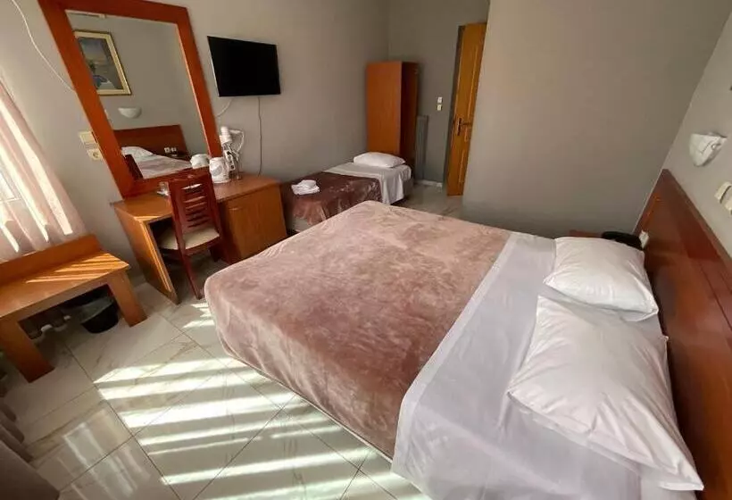 Hotel Piraeus Acropole