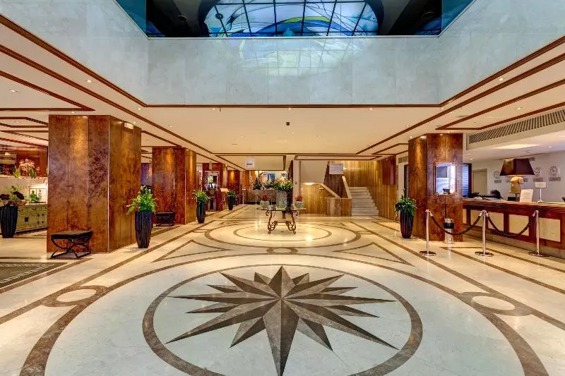 President Hotel Athens