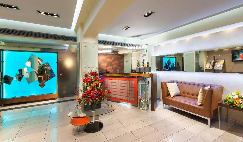 בית מלון כפרי Tropical