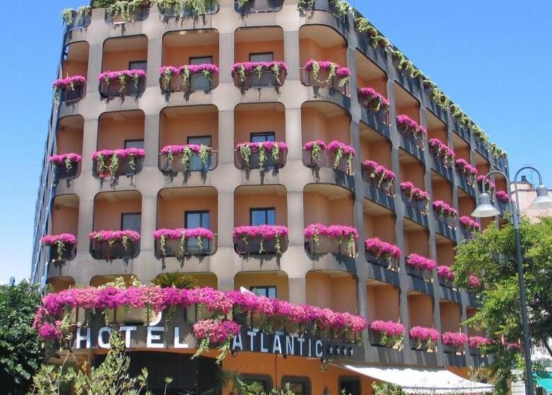 בית מלון כפרי Atlantic