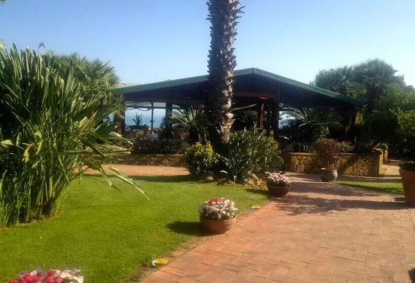 Отель Colleverde Park