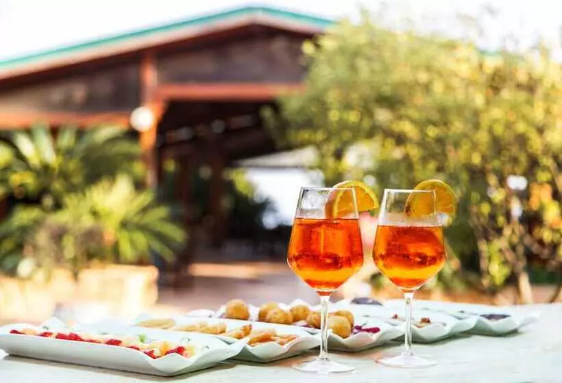 Отель Colleverde Park