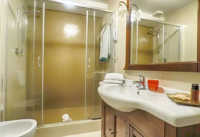 Отель Colleverde Park